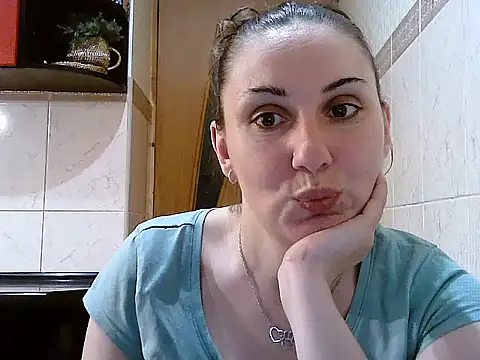 Yuliia30 online show from 04-09-26, 06:24