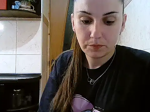Yuliia30 online show from 05-31-26, 06:09