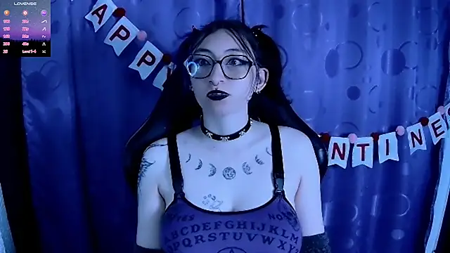 Snapshot of Kimlennox_ chatting on 02-11-25, 07:16 Kimlennox  online show from 02-11-25, 07:16