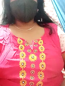 Snapshot of shobitha chatting on 02-19-25, 06:22 shobitha online show from 02-19-25, 06:22