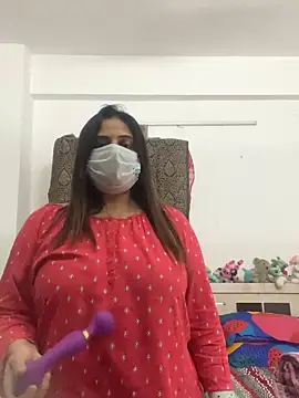 Snapshot of Miss-Jasmine chatting on 02-28-25, 05:48 Miss-Jasmine online show from 02-28-25, 05:48