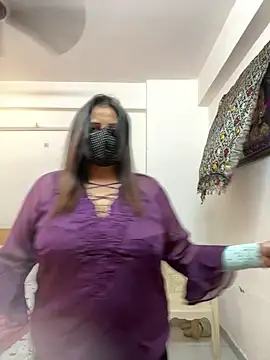 Snapshot of Miss-Jasmine chatting on 03-17-25, 09:55 Miss-Jasmine online show from 03-17-25, 09:55