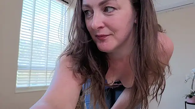 Snapshot of cumtomama chatting on 05-09-26, 11:59 cumtomama online show from 05-09-26, 11:59
