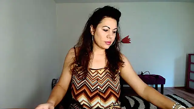 VixenVibesX online show from 06-13-26, 08:01