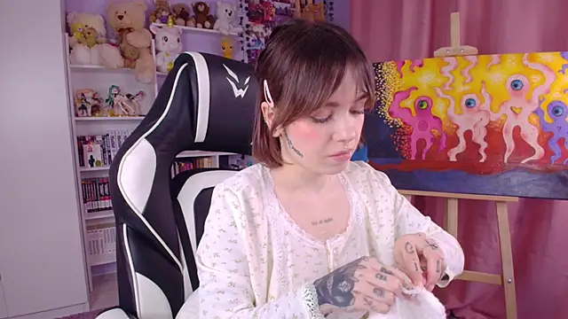 Catharsisi online show from 01-20-25, 04:01