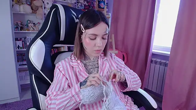 Catharsisi online show from 02-21-25, 01:55