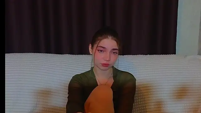 Snapshot of CassJonn chatting on 02-19-25, 07:59 CassJonn online show from 02-19-25, 07:59