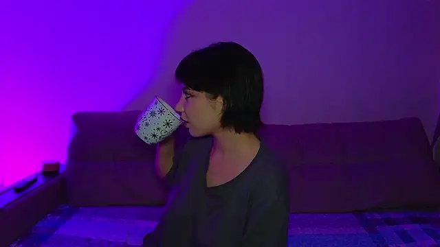 Snapshot of CassJonn chatting on 10-15-25, 07:25 CassJonn online show from 10-15-25, 07:25