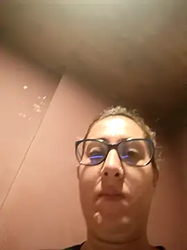 CHARLOTTE 1711 online show from 02-27-26, 03:50