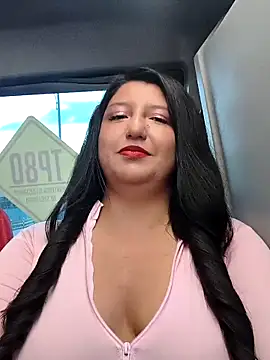 Snapshot of Melyy_Edii chatting on 04-29-26, 11:00 Melyy Edii online show from 04-29-26, 11:00