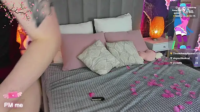 Snapshot of JessicaAddams chatting on 03-07-25, 08:11 JessicaAddams online show from 03-07-25, 08:11