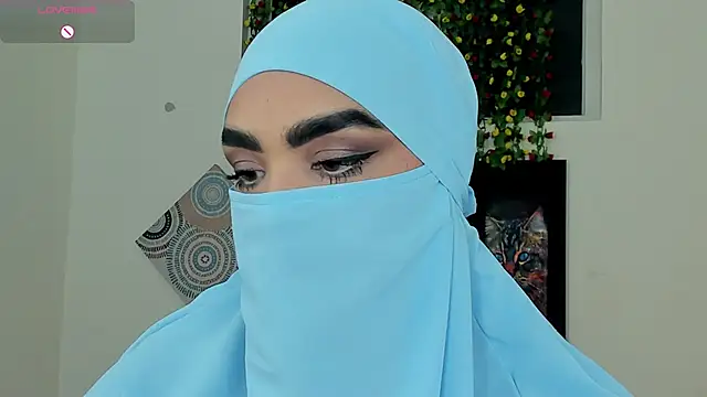 Maissa Alabi online show from 11-29-25, 04:10