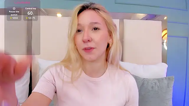 Snapshot of shatall_rouge chatting on 02-06-25, 05:30 shatall rouge online show from 02-06-25, 05:30