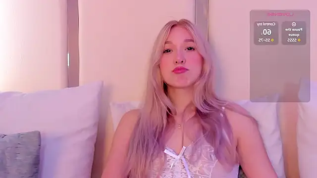 Snapshot of shatall_rouge chatting on 03-06-25, 05:54 shatall rouge online show from 03-06-25, 05:54