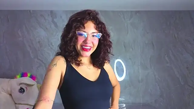 zoe ch  online show from 07-18-26, 03:11
