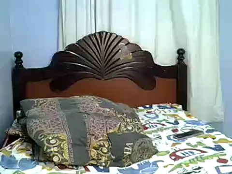 Snapshot of PrettyAcy chatting on 01-20-25, 05:27 PrettyAcy online show from 01-20-25, 05:27