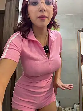 Snapshot of MartinaSooler chatting on 07-11-26, 02:58 MartinaSooler online show from 07-11-26, 02:58