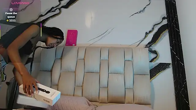 esmeralda-bk online show from 11-22-25, 07:35