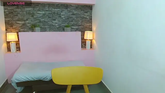 ScarletEmber3 online show from 02-25-25, 04:03