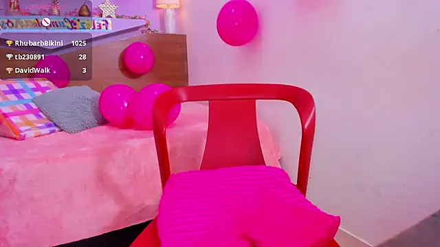 ScarletEmber3 online show from 03-18-25, 09:31