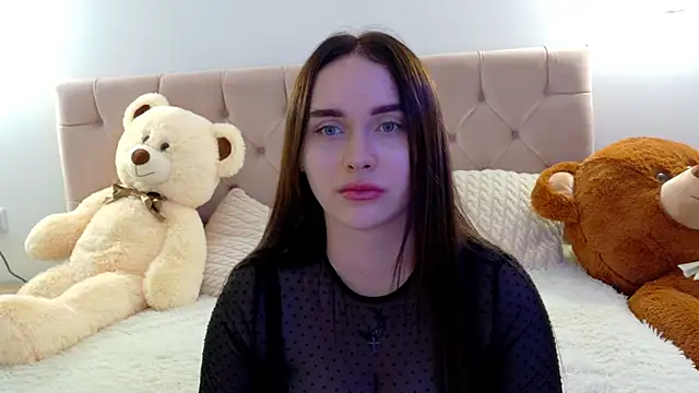 Lilliana Moon online show from 10-18-25, 06:58