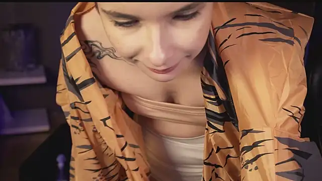 Bella Alita online show from 01-29-25, 02:40