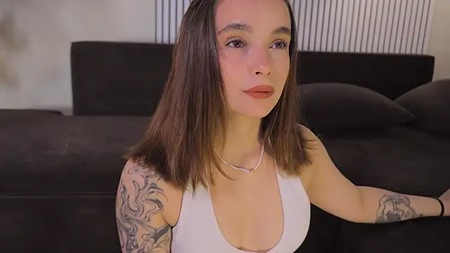 Snapshot of Bella_Alita chatting on 05-08-26, 08:14 Bella Alita online show from 05-08-26, 08:14