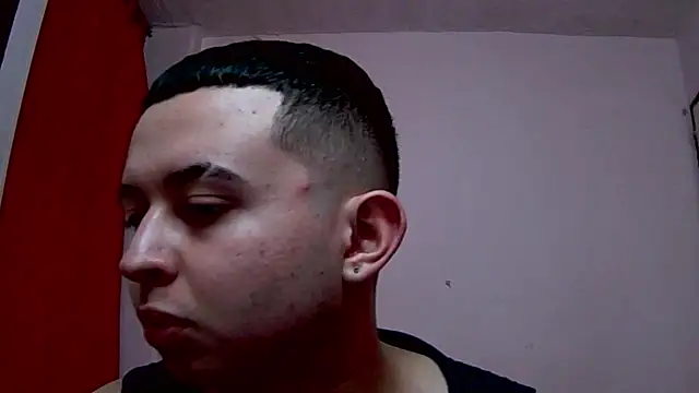 Snapshot of deiby78 chatting on 01-12-25, 03:49 deiby78 online show from 01-12-25, 03:49
