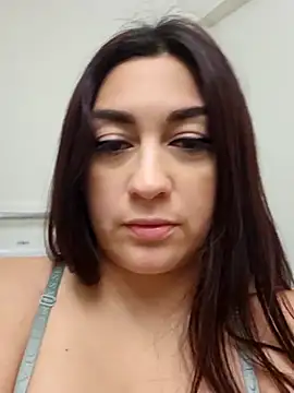 Snapshot of ThatMelly chatting on 01-29-25, 08:08 ThatMelly online show from 01-29-25, 08:08