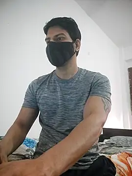 Snapshot of NikaYeptho chatting on 02-02-26, 07:29 NikaYeptho online show from 02-02-26, 07:29