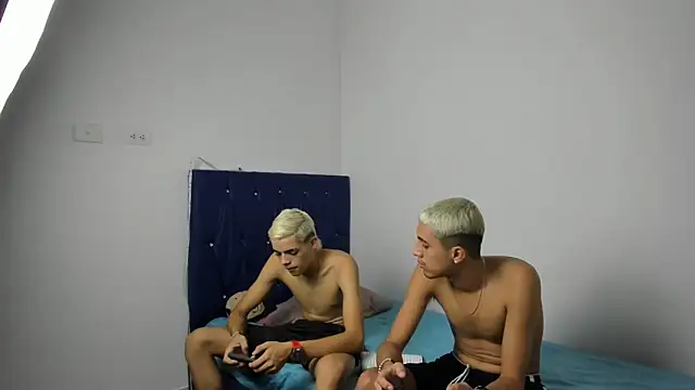 Latinos 2001 online show from 03-20-25, 11:34