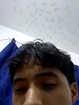 Snapshot of Sm1thXx chatting on 02-07-25, 02:29 Sm1thXx online show from 02-07-25, 02:29