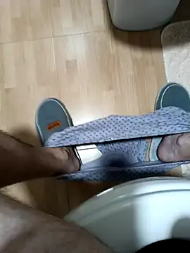 Snapshot of xxxxGuruxxxx chatting on 03-21-25, 01:34 xxxxGuruxxxx online show from 03-21-25, 01:34