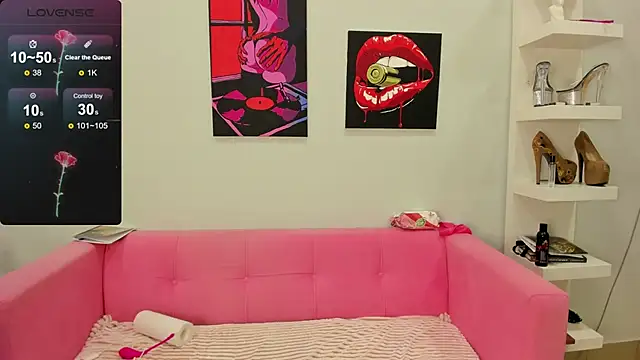 Brilly Lily online show from 02-18-25, 05:20