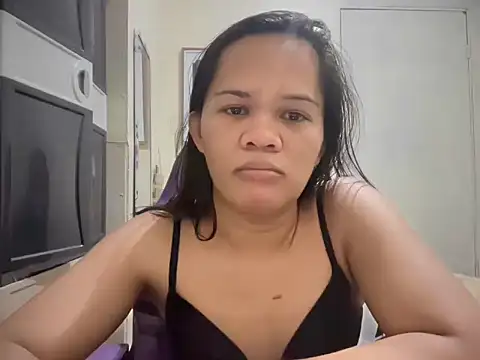 Snapshot of SophiaCourthaway chatting on 05-23-26, 03:27 SophiaCourthaway online show from 05-23-26, 03:27