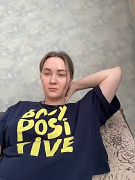 Snapshot of Kiss_My_Body chatting on 03-11-25, 12:17 Kiss My Body online show from 03-11-25, 12:17