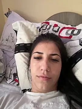 Snapshot of KeylaBlair chatting on 02-15-25, 12:01 KeylaBlair online show from 02-15-25, 12:01