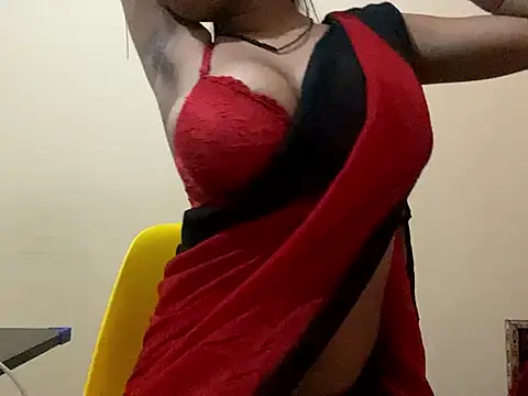 Snapshot of Sandhya_lovely chatting on 02-25-25, 11:19 Sandhya lovely online show from 02-25-25, 11:19