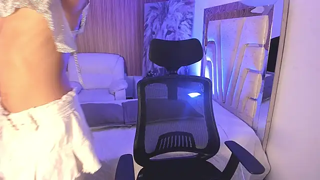 MattThompsonn online show from 11-25-25, 09:04