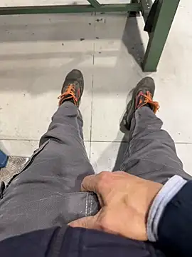 Snapshot of sempreilmio2 chatting on 03-03-25, 12:05 sempreilmio2 online show from 03-03-25, 12:05