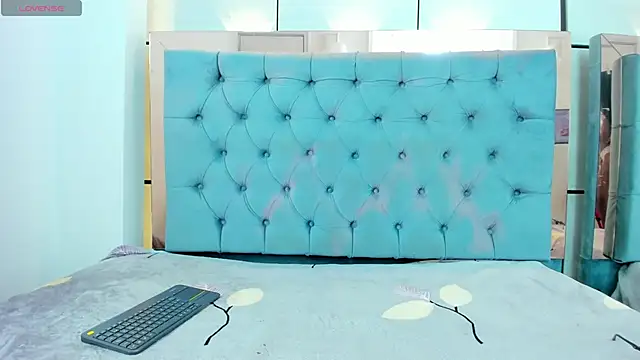 pocahontas pow online show from 04-12-26, 11:48