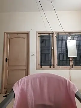 Snapshot of Chennaibull15 chatting on 01-17-25, 08:33 Chennaibull15 online show from 01-17-25, 08:33