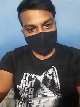 Snapshot of Chennaibull15 chatting on 02-01-25, 04:44 Chennaibull15 online show from 02-01-25, 04:44