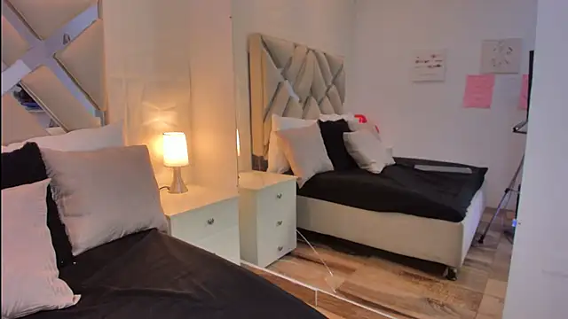 raquell moore online show from 03-20-26, 12:43