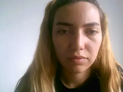 VittoriaTaylor online show from 03-29-26, 09:04