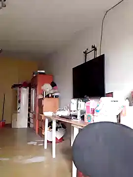 Snapshot of monicavictoria1301 chatting on 02-18-25, 10:36 monicavictoria1301 online show from 02-18-25, 10:36