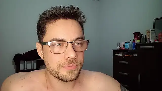 Dyllan   online show from 06-16-26, 01:08