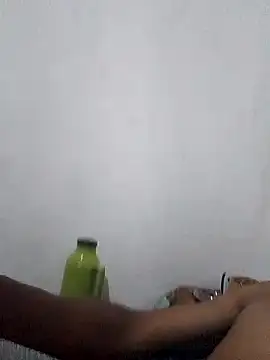 Snapshot of 1662 chatting on 10-26-25, 11:16 1662 online show from 10-26-25, 11:16