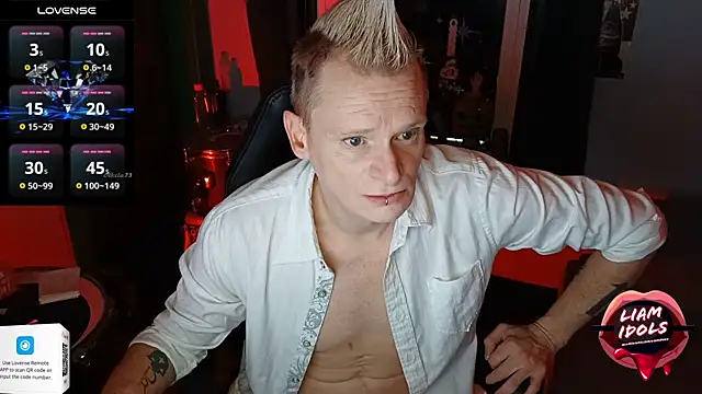 Snapshot of LiamIdols chatting on 11-18-25, 06:34 LiamIdols online show from 11-18-25, 06:34