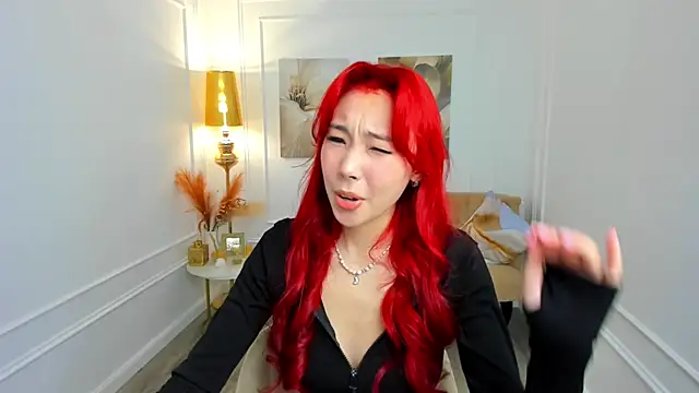 Snapshot of AnnaReyla chatting on 06-19-26, 04:28 AnnaReyla online show from 06-19-26, 04:28